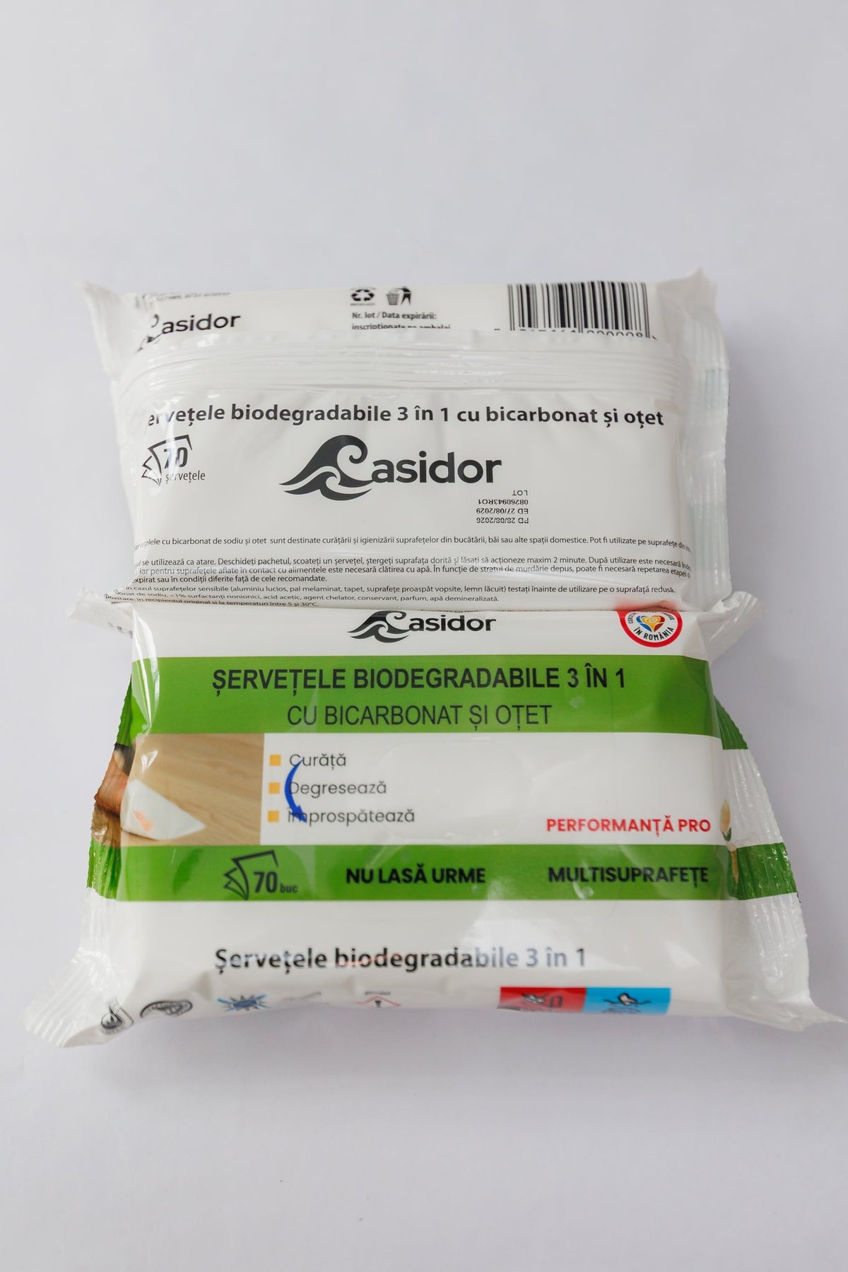 Eticheta de pe spatele pachetului de șervețele biodegradabile Casidor